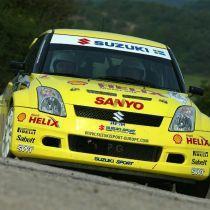 SUZUKI SWIFT heated windscreen